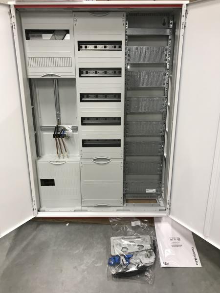 Zählerschrank ABB Striebel&John 1x Zählerfeld 3.HZ + 1x Verteilerfeld mit APZ + 1x Multimediafeld, A37 - 3-feldrig